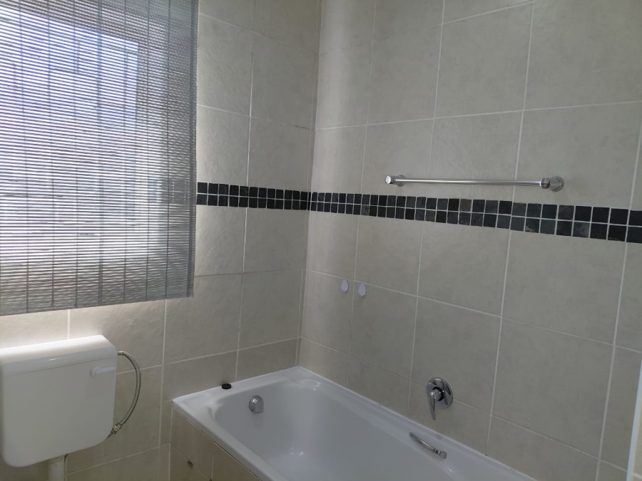 2 Bedroom Property for Sale in Parsonsvlei Eastern Cape